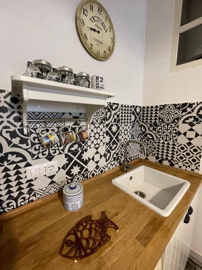 Back To The Past Apartment Olbia Ngoại thất bức ảnh