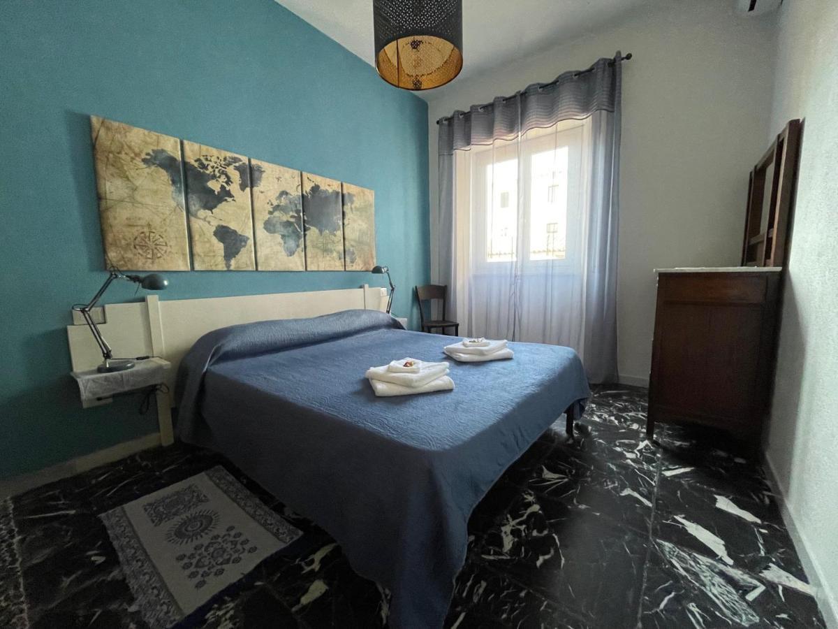 Back To The Past Apartment Olbia Ngoại thất bức ảnh